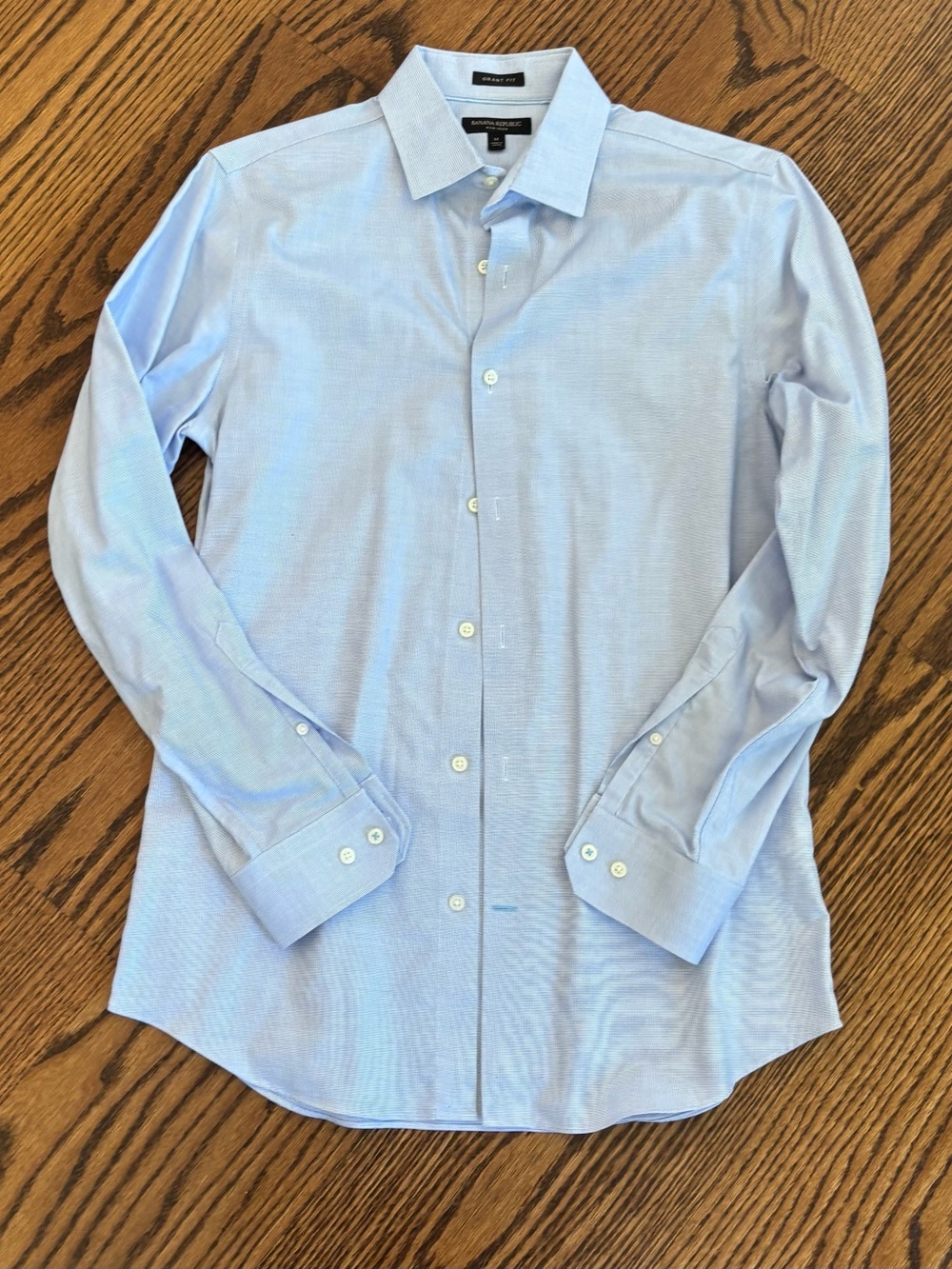 Banana Republic Light Blue Men's Dress Shirt — Button-Down Spread Collar